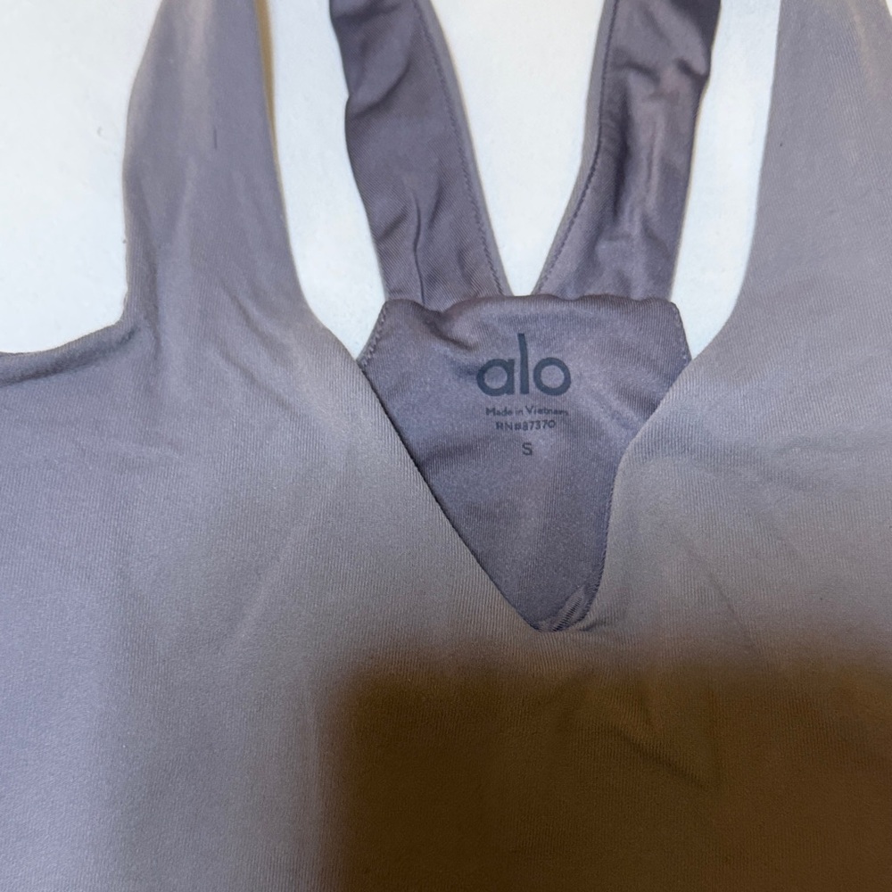ALO Yoga Gray Leggings and Top Set - Picture 4 of 8